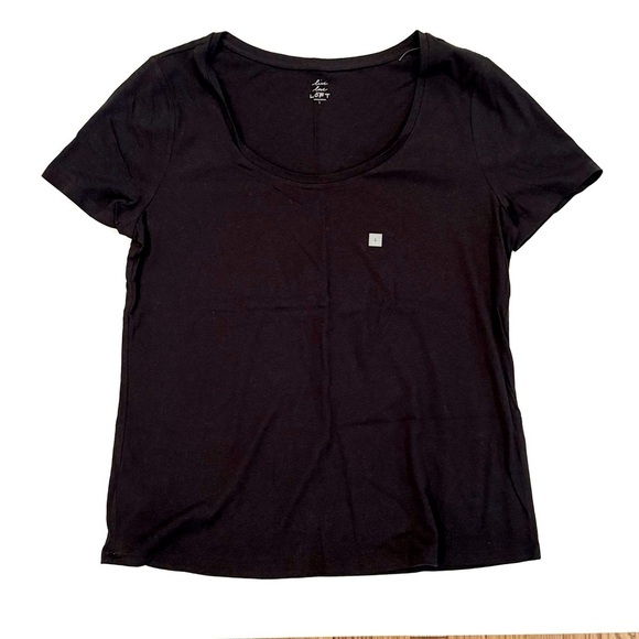 Ann Taylor Tops - Ann Taylor Loft Black Short Sleeve Tee